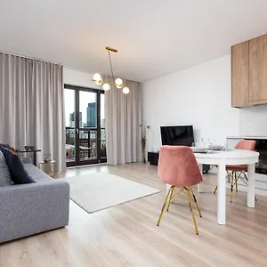  Apartament Metro Płocka Exquisite By Renters Polska